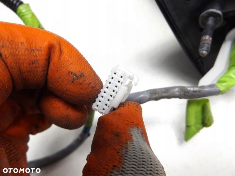 LEXUS LS IV 600H LONG LUSTERKO LEWE 16 PIN 2015r - 11