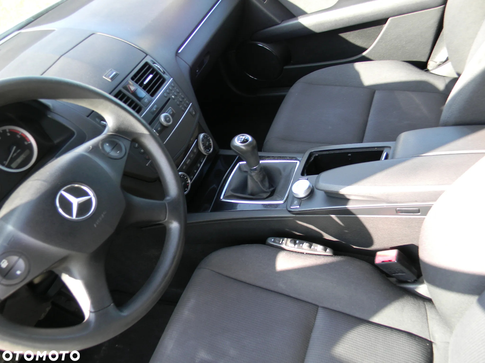 Mercedes-Benz Klasa C 200 CDI Avantgarde - 22