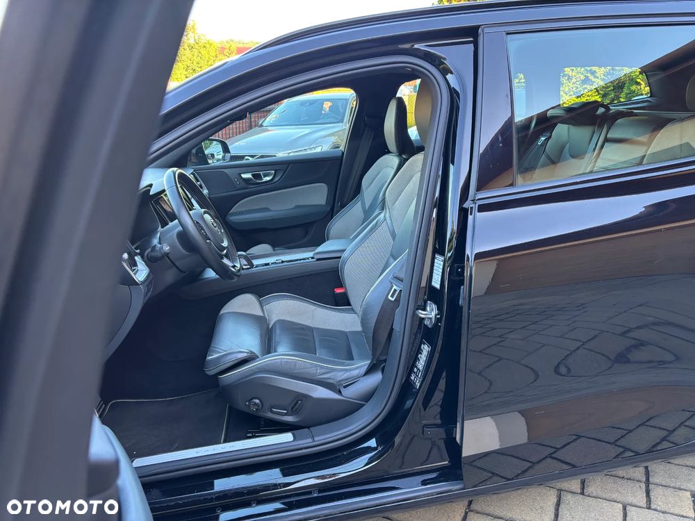 Volvo V60 B4 D Geartronic RDesign - 17