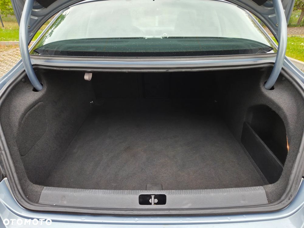 Volkswagen Passat CC 2.0 Blue TDI - 14