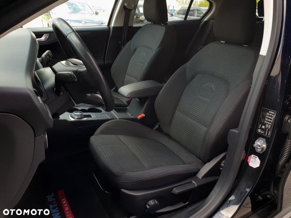 Ford Focus - 35