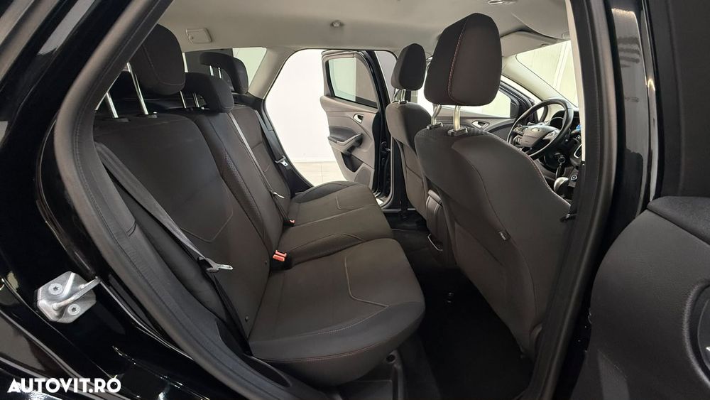 Ford Focus 1.5 EcoBoost Titanium - 9