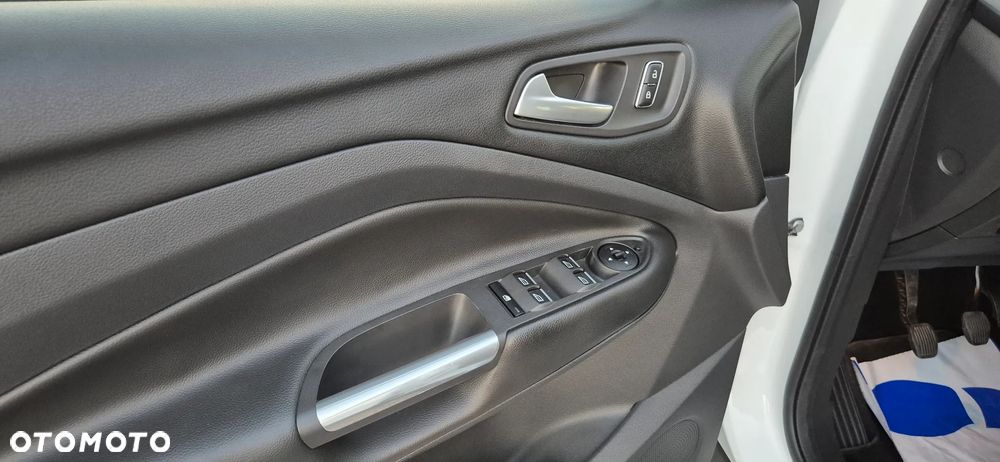 Ford Kuga 1.5 EcoBoost FWD Titanium ASS - 37