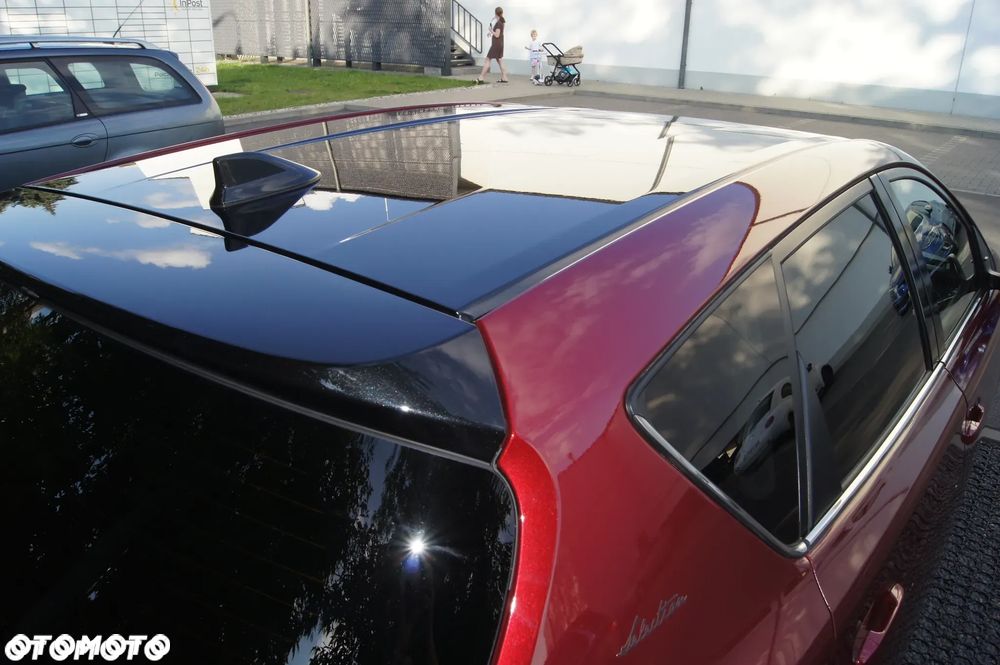 Toyota Auris Hybrid 135 Selection - 16