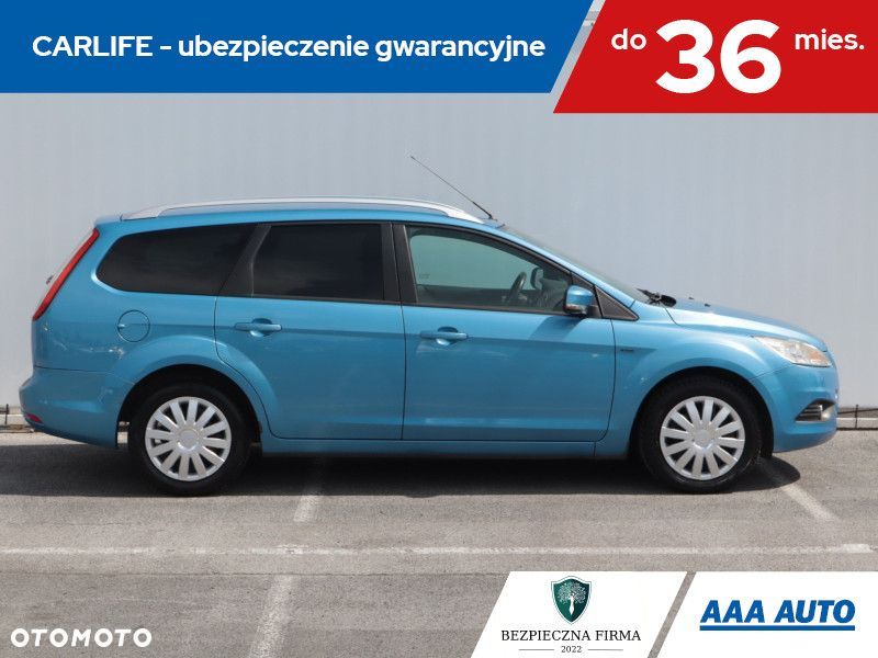 Ford Focus SW - 8