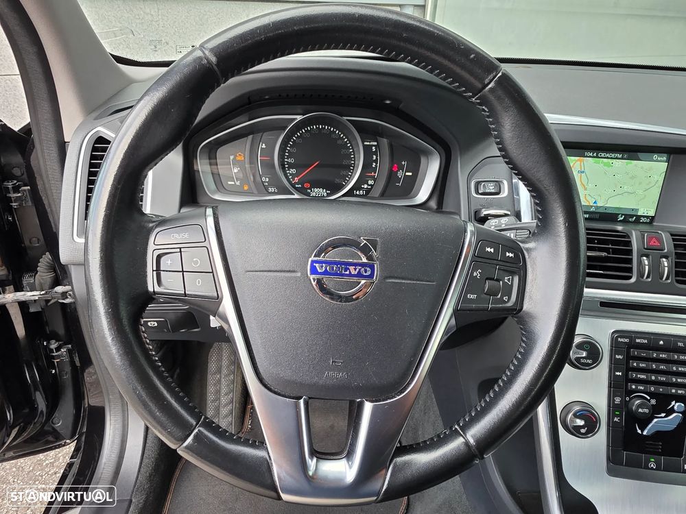 Volvo XC 60 D4 Ocean Race - 14