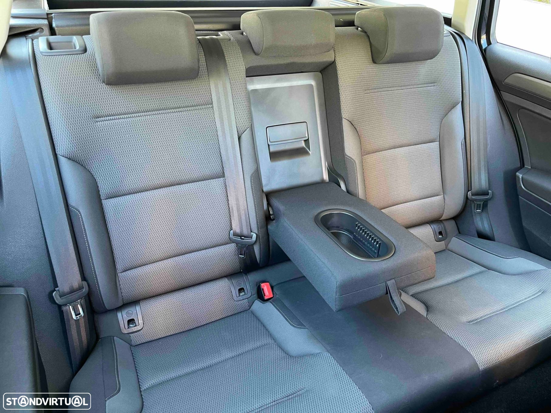 VW Golf 1.6 TDI Confortline - 57