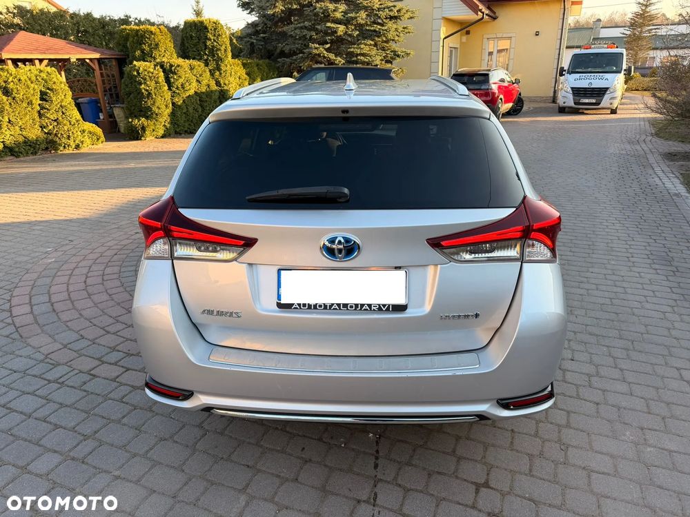 Toyota Auris Hybrid 135 Prestige - 15