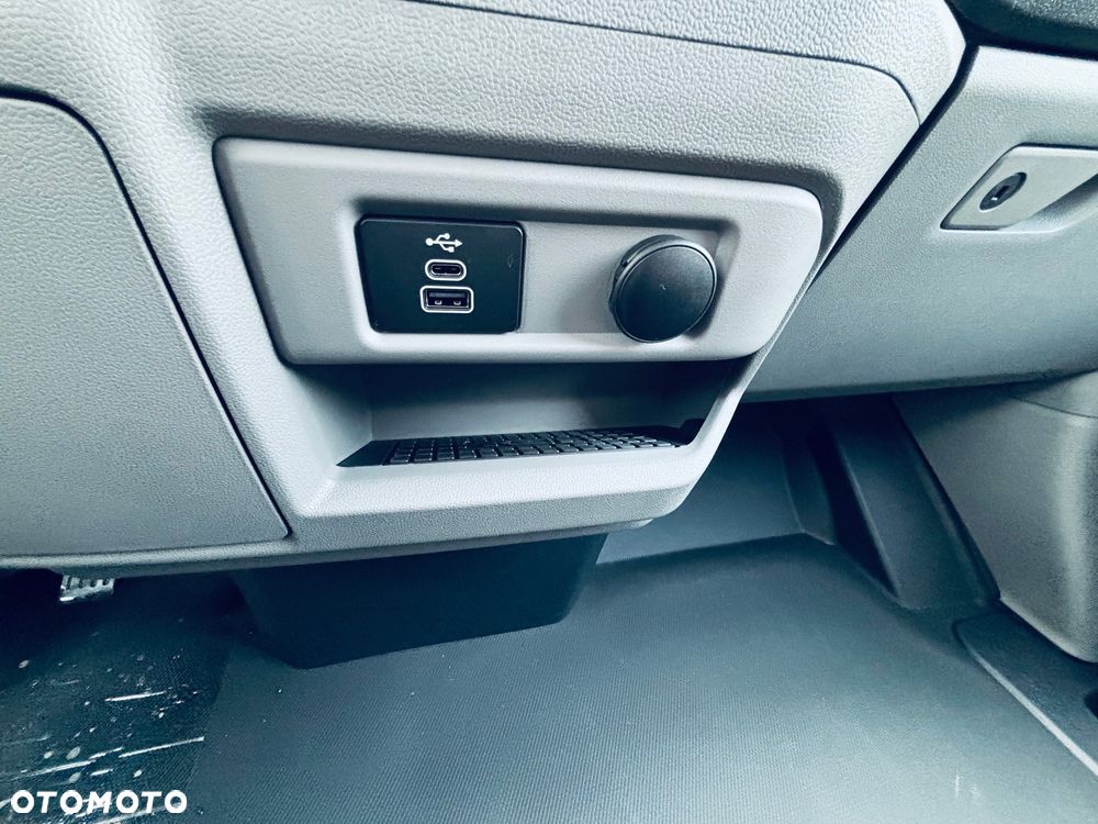 Ford Transit Custom Van Trial 2.0 150 KM  FWD L2 - 10