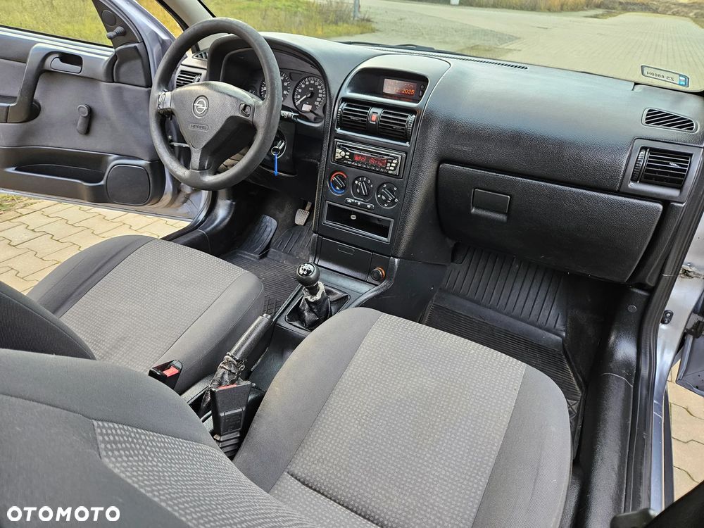 Opel Astra 1.4 Elegance - 27