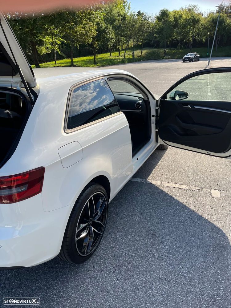Audi A3 2015 photo 2