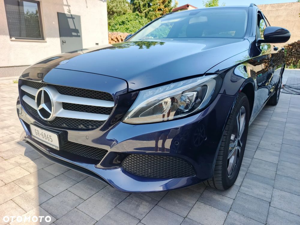 Mercedes-Benz Klasa C 220 d 4-Matic 7G-TRONIC - 34