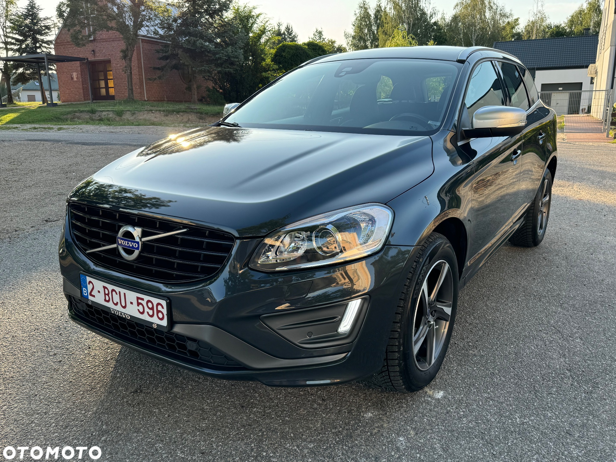 Volvo XC 60 D3 Drive-E R-Design Momentum - 8