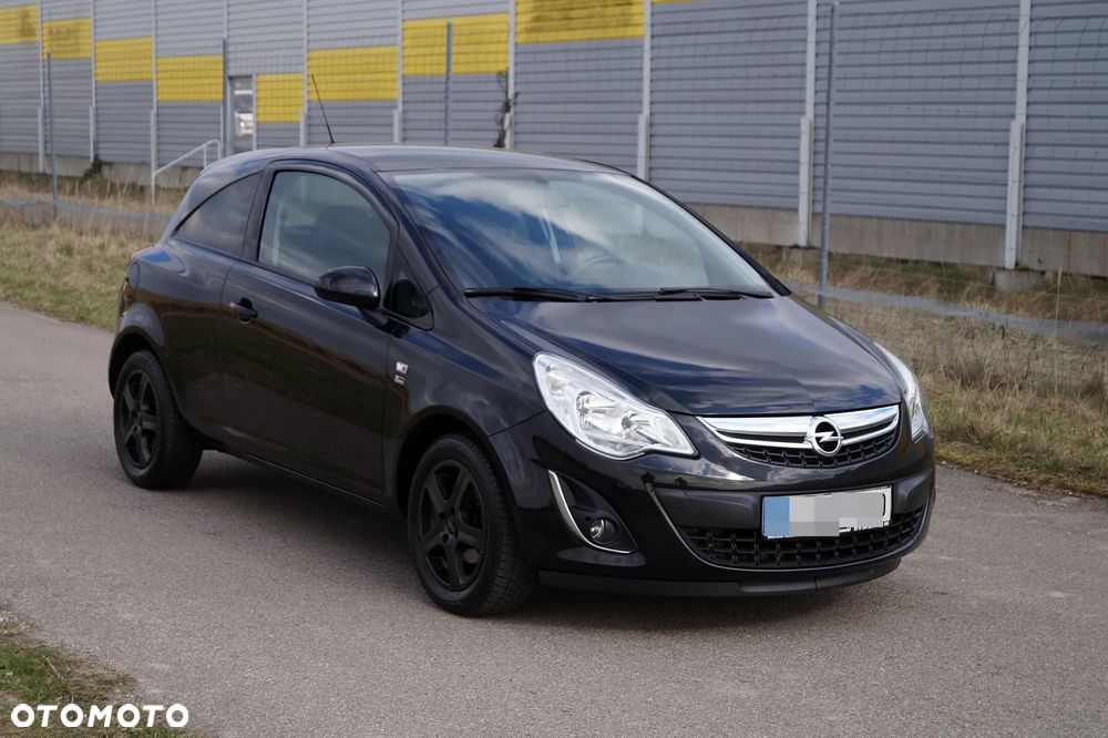 Opel Corsa 1.4 16V Cosmo - 5