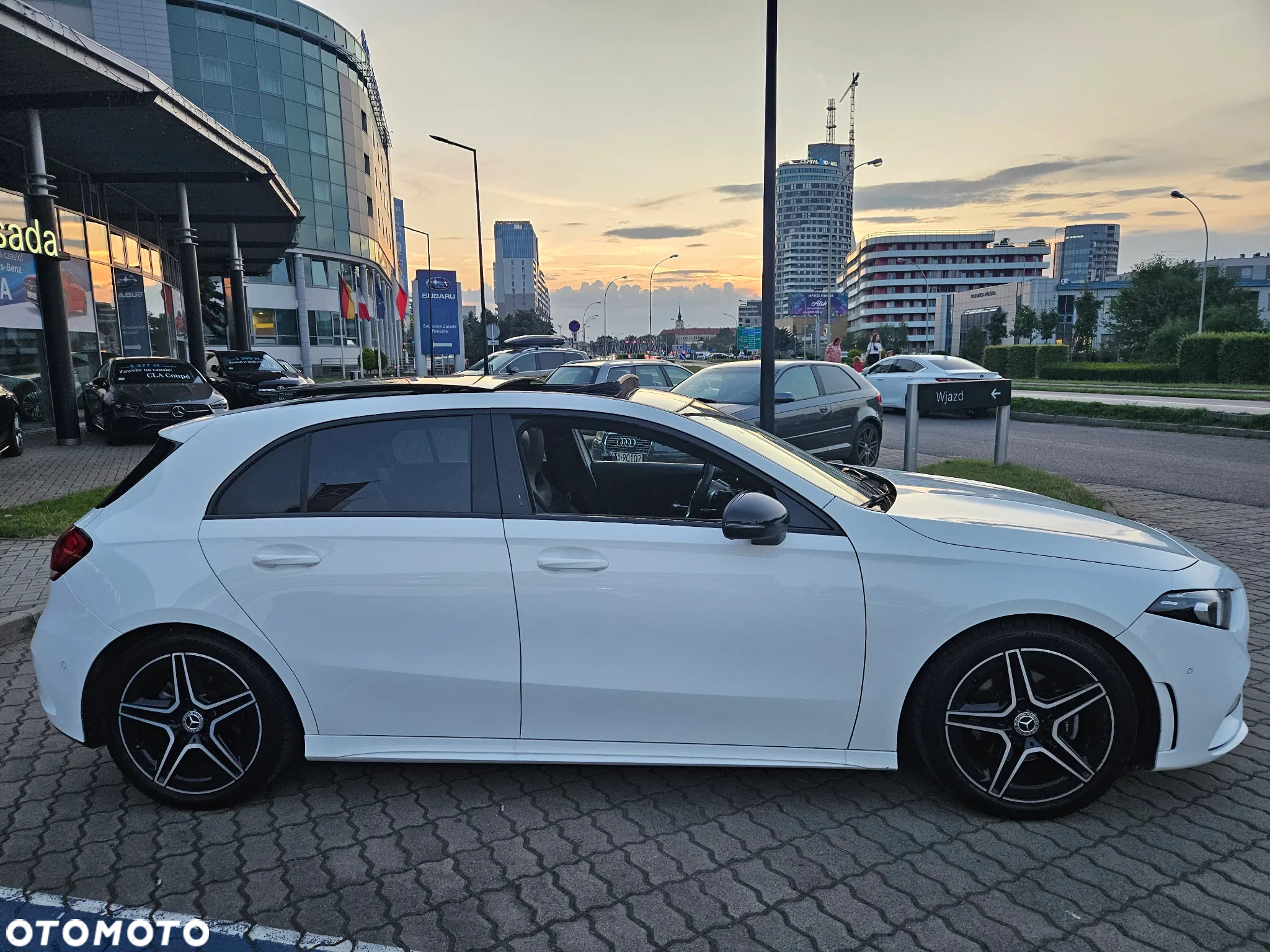 Mercedes-Benz Klasa A 180 AMG Line 7G-DCT - 21