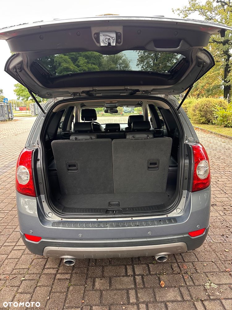 Chevrolet Captiva 2.0 4WD 7 Sitzer Automatik LT Exclusive - 25