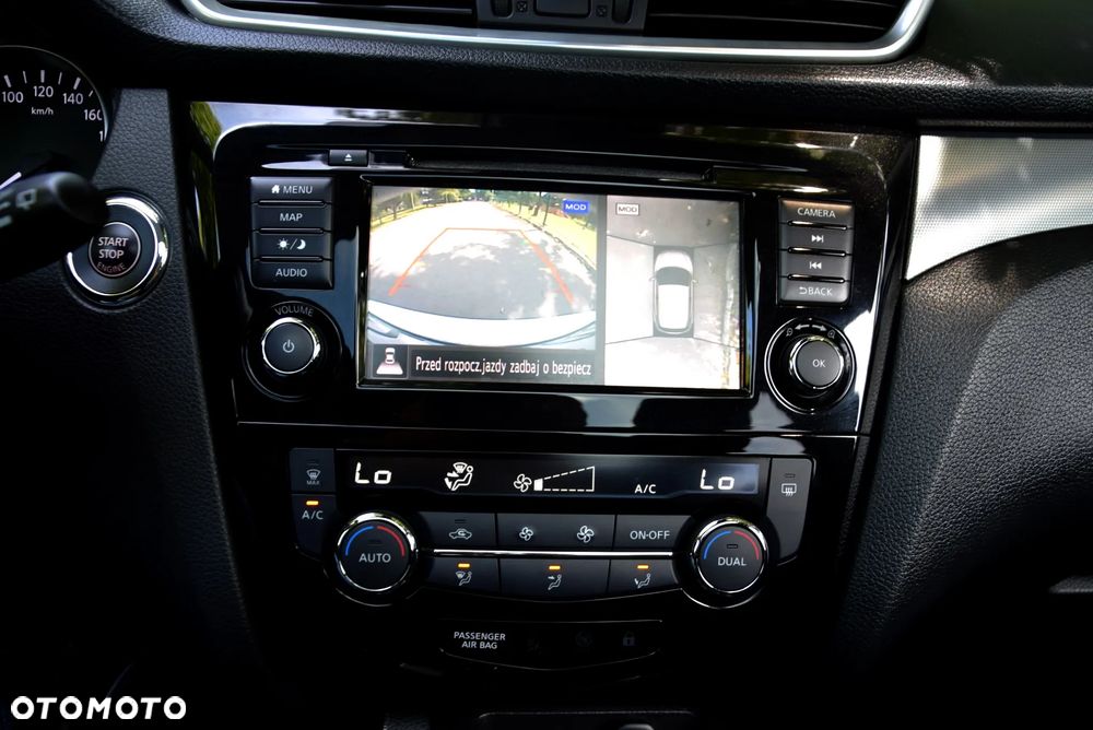 Nissan Qashqai 1.3 DIG-T N-Connecta - 25