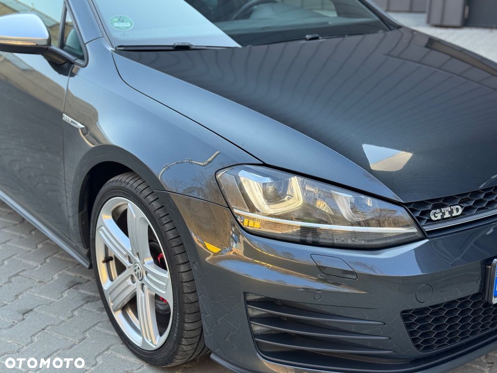 Volkswagen Golf GTD 2.0 TDI SCR DSG - 19