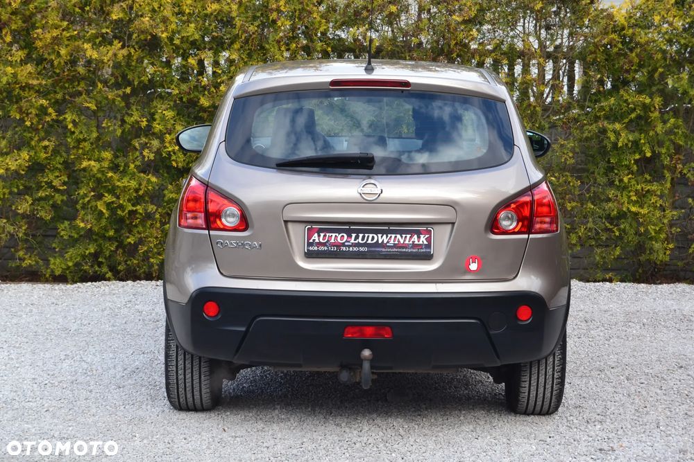 Nissan Qashqai 1.6 Visia - 16