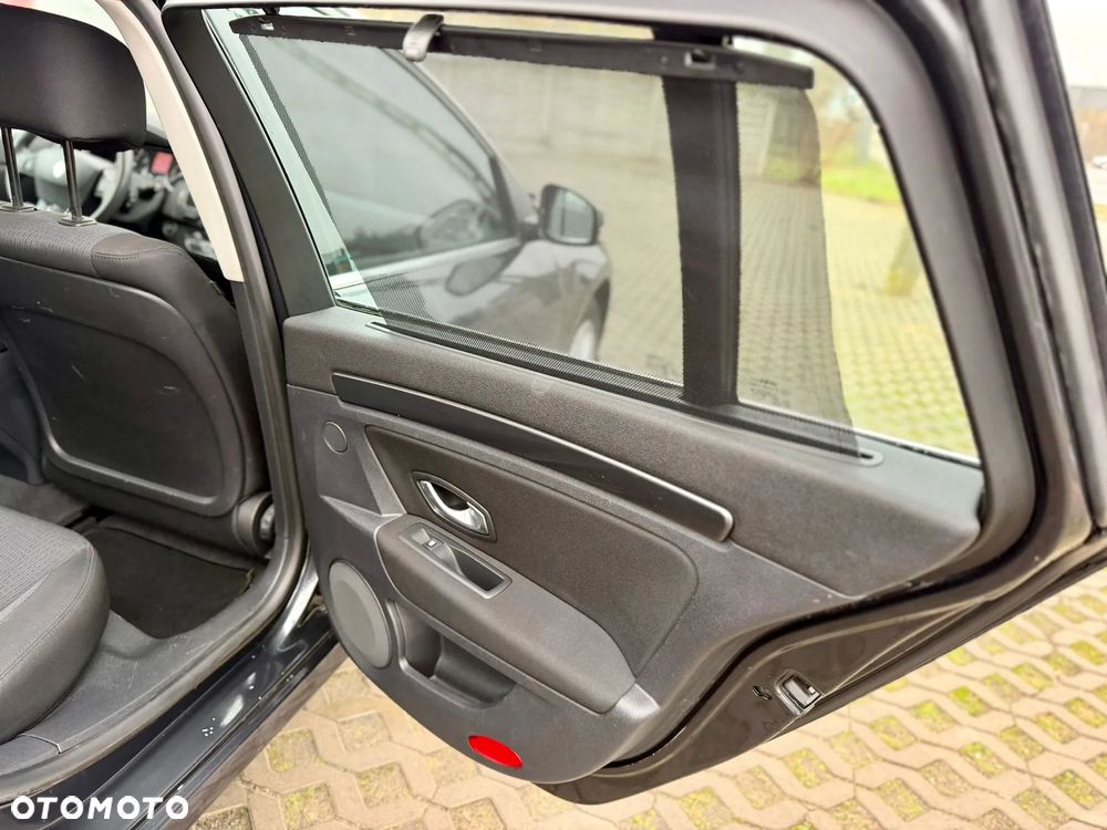 Renault Laguna 2.0 DCi Expression - 37