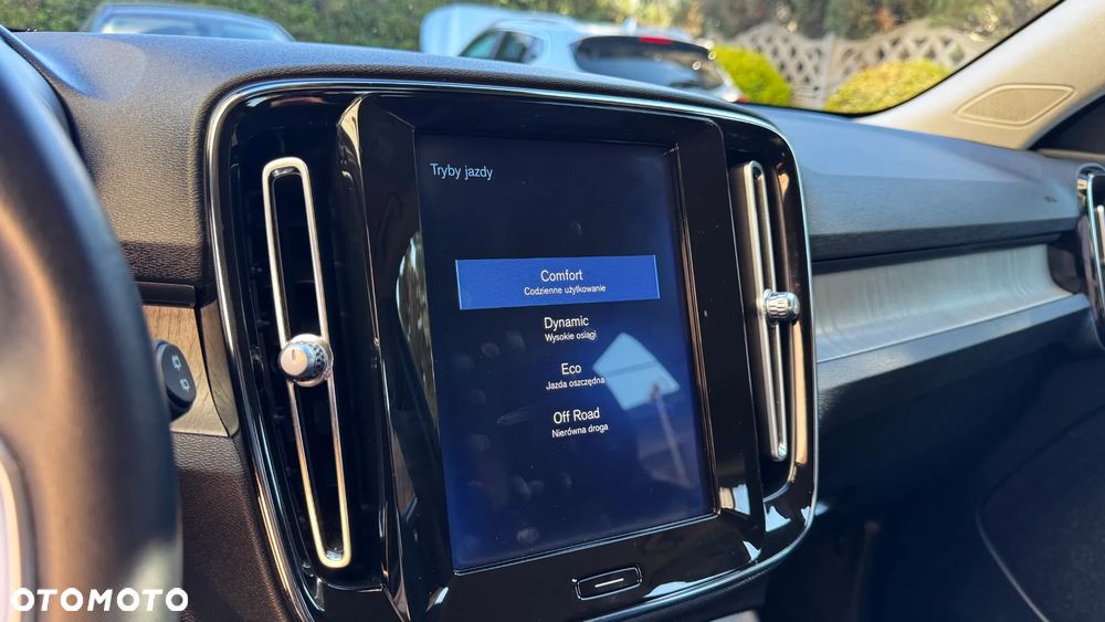 Volvo XC 40 D4 AWD Inscription - 29
