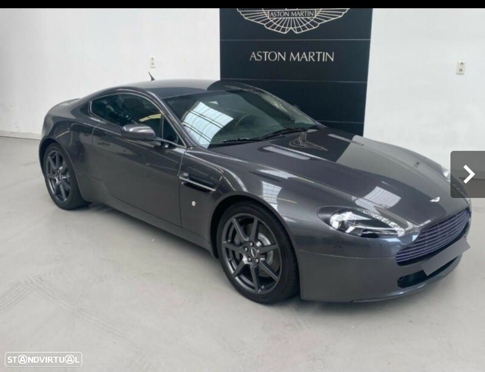 Aston Martin Vantage Coupe - 10