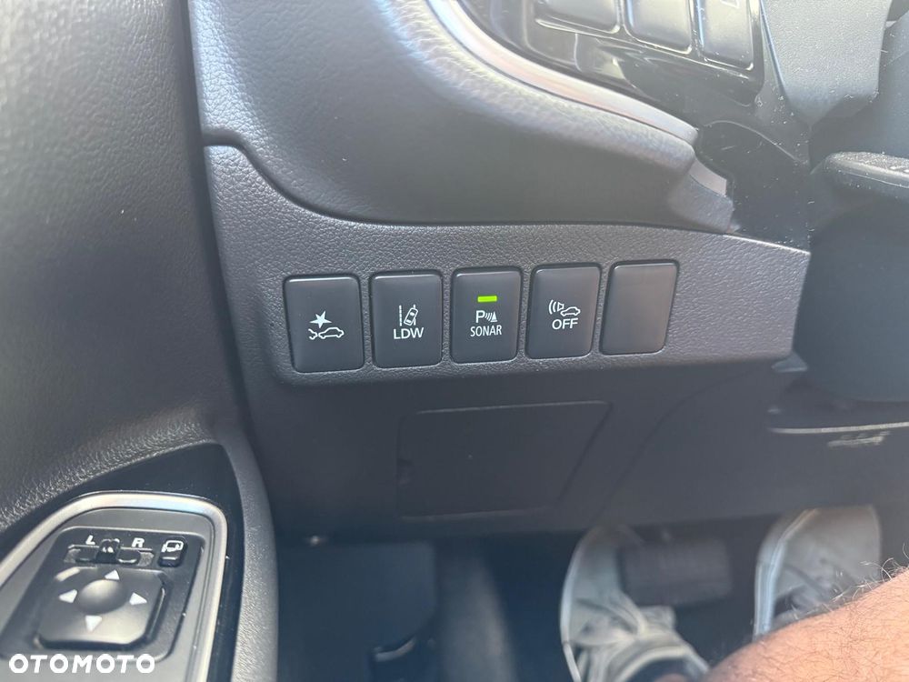 Mitsubishi Outlander 2.4 4WD Diamant - 19