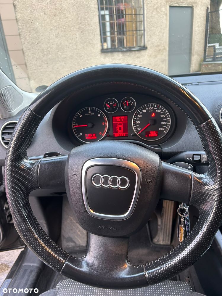 Audi A3 Sportback 2.0 TDI Attraction S tronic - 11