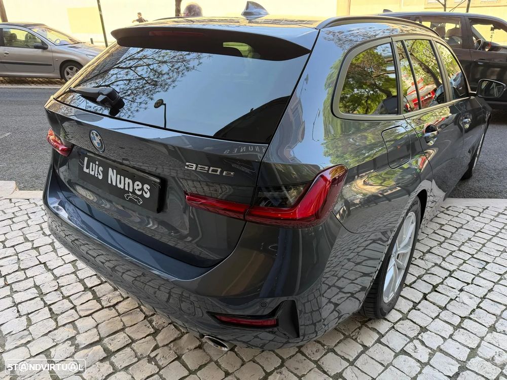 BMW 320 e Line Luxury Auto - 9