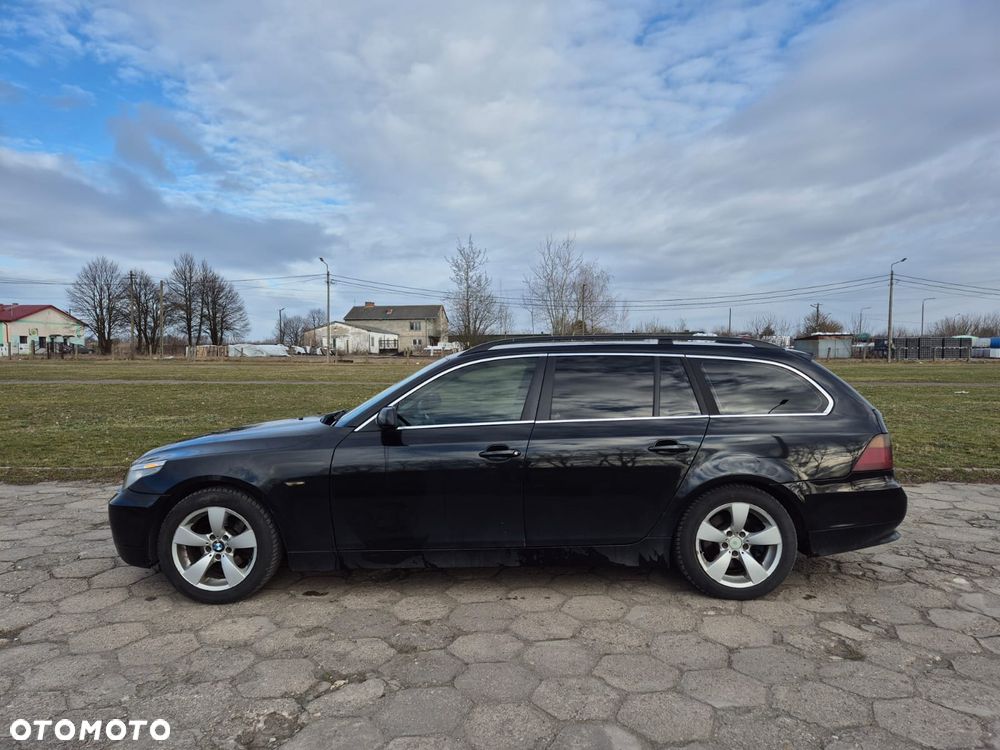 BMW Seria 5 520d - 5