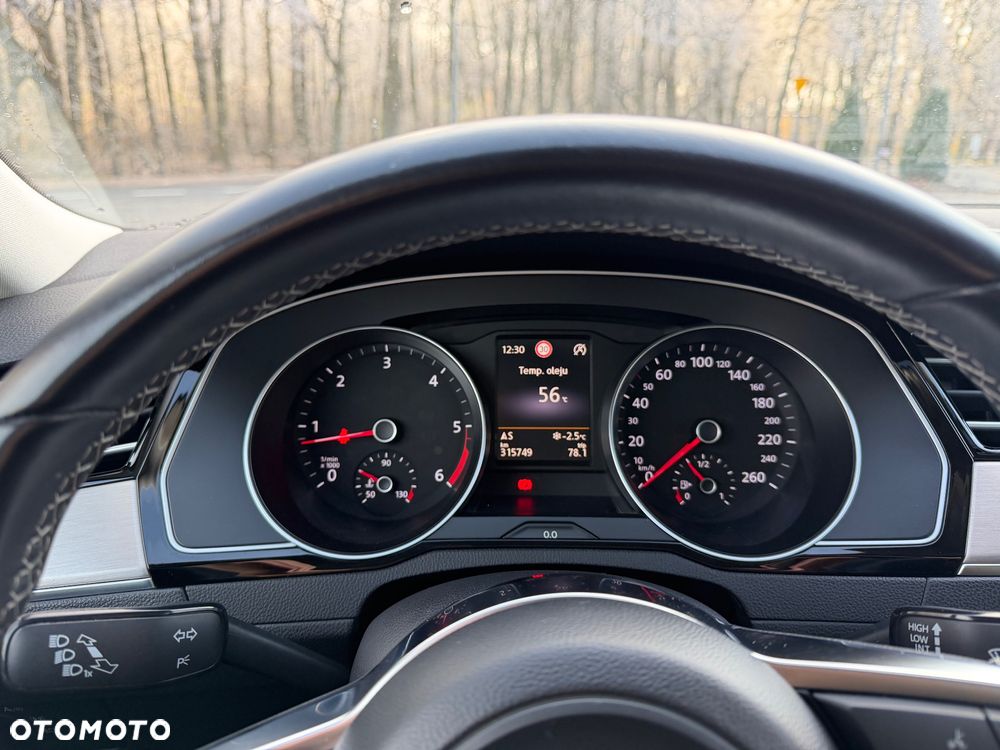 Volkswagen Passat 2.0 TDI BMT Comfortline - 6
