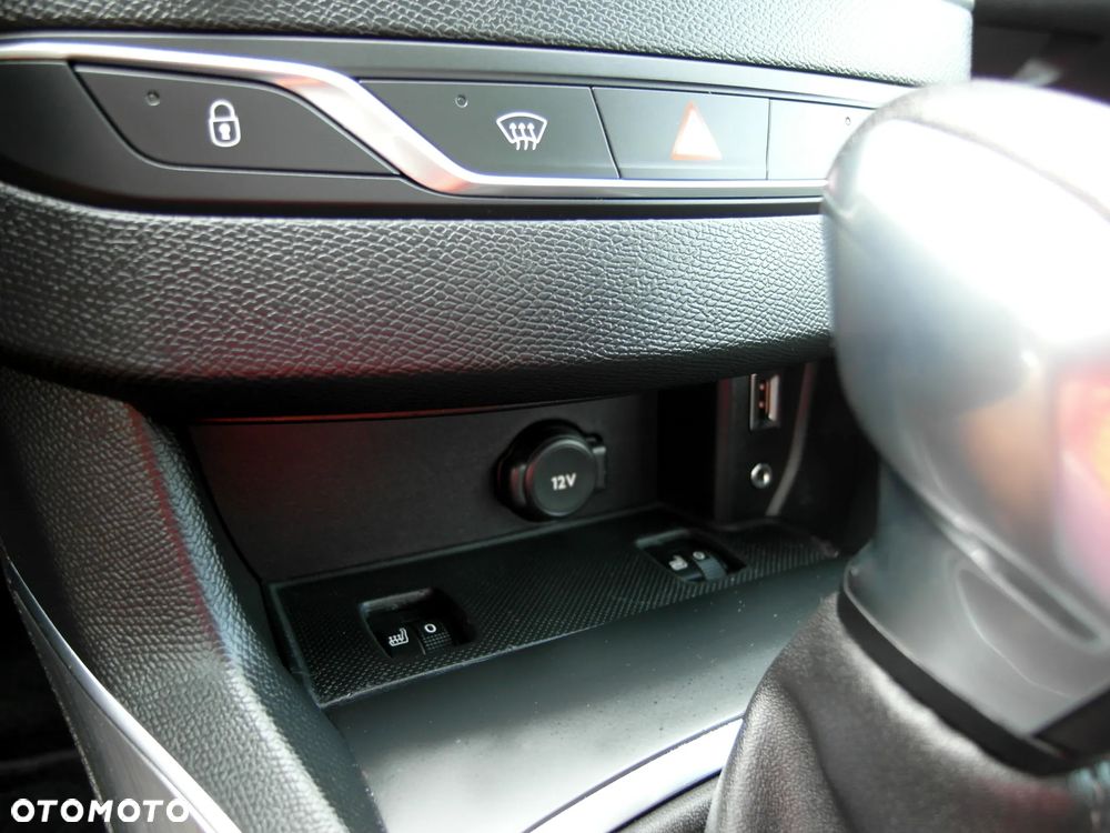 Peugeot 308 BlueHDi 150 EAT6 Stop & Start Allure - 33