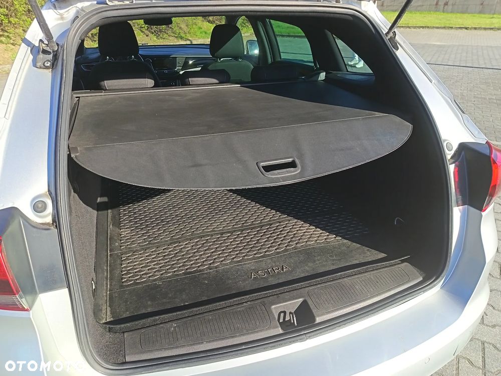 Opel Astra 1.6 CDTI Dynamic S&S - 11