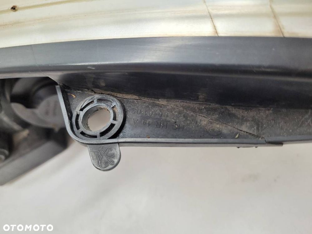 LAMPA PRZÓD PRAWA PEUGEOT 206+ PLUS EUROPA 9688606280 - 9