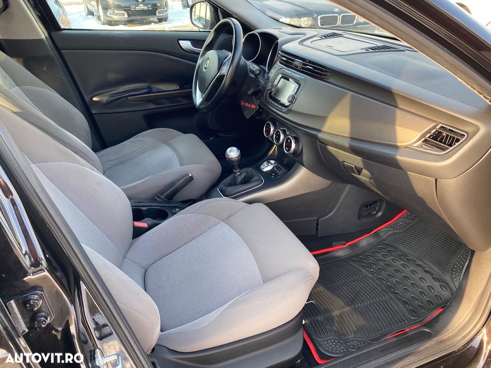 Alfa Romeo Giulietta 1.6 JTDM 16V - 13