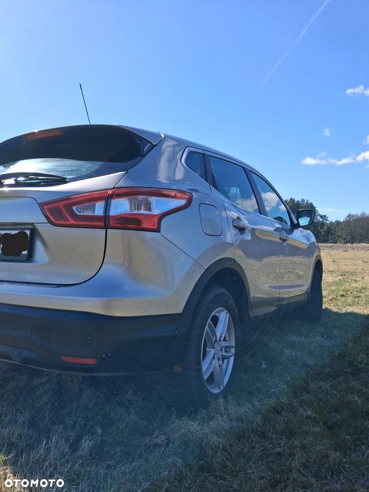 Nissan Qashqai 1.6 DCi N-Connecta EU6 - 10