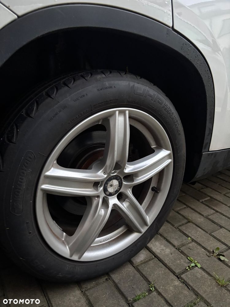 BMW X1 xDrive18d - 9
