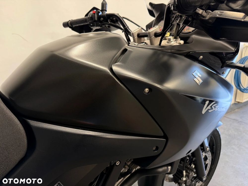 Suzuki V-STROM - 31