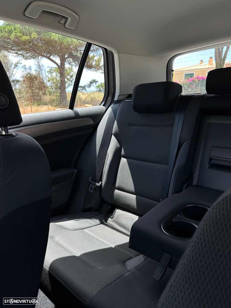 VW Golf 1.6 TDi GPS Edition - 23