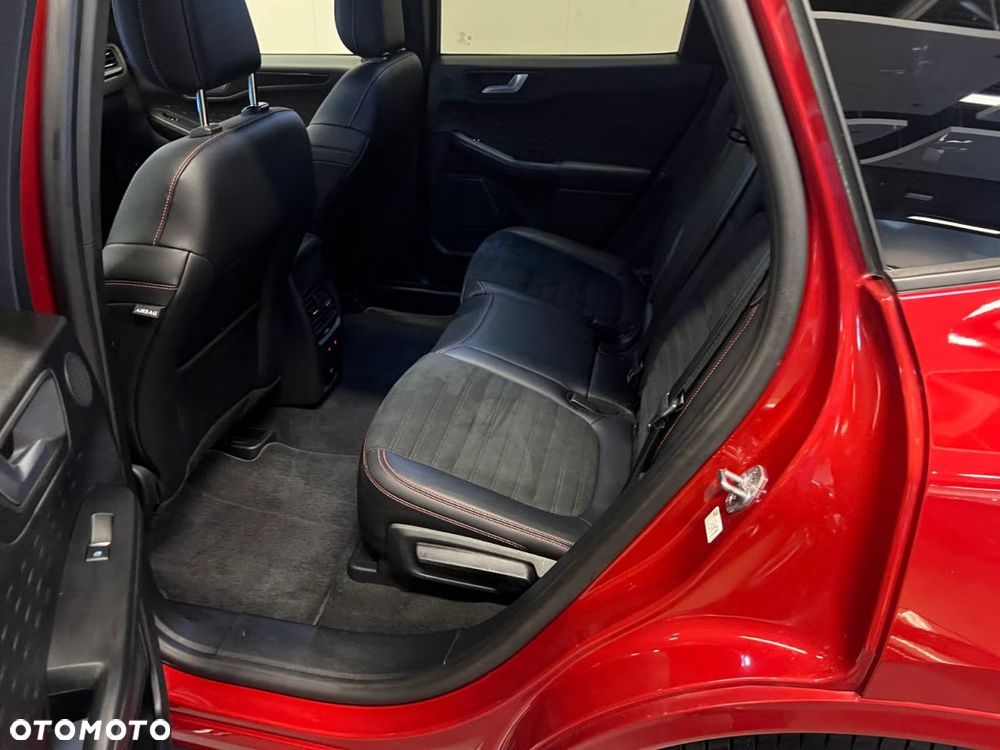 Ford Kuga 2.5P PHEV FWD ST-Line - 11