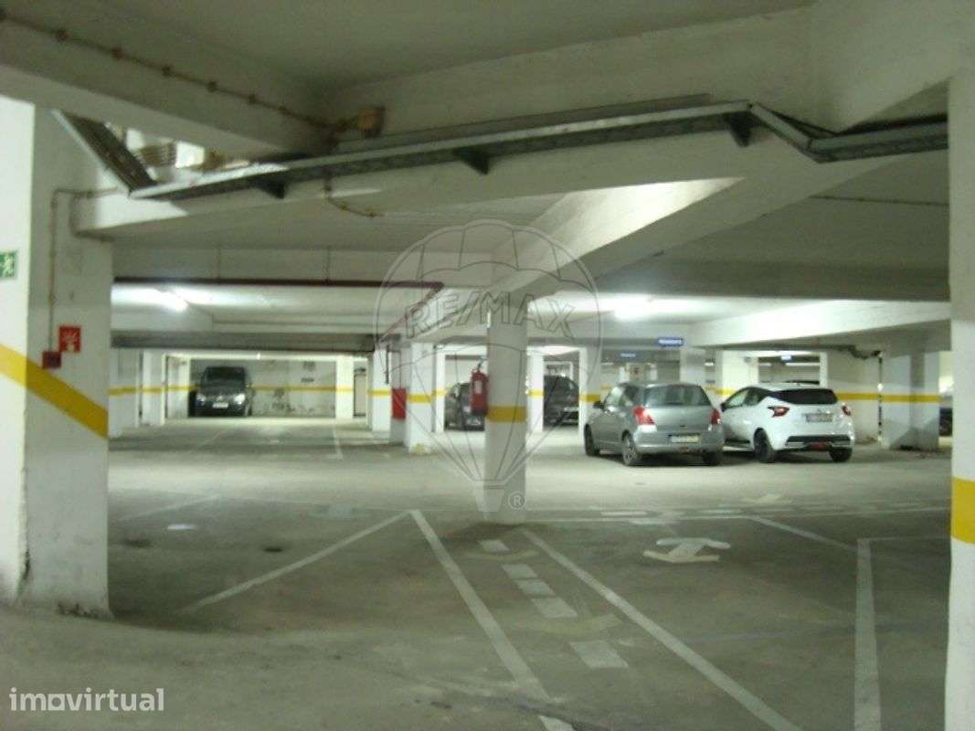 Garagem  para arrendamento - Grande imagem: 2/6