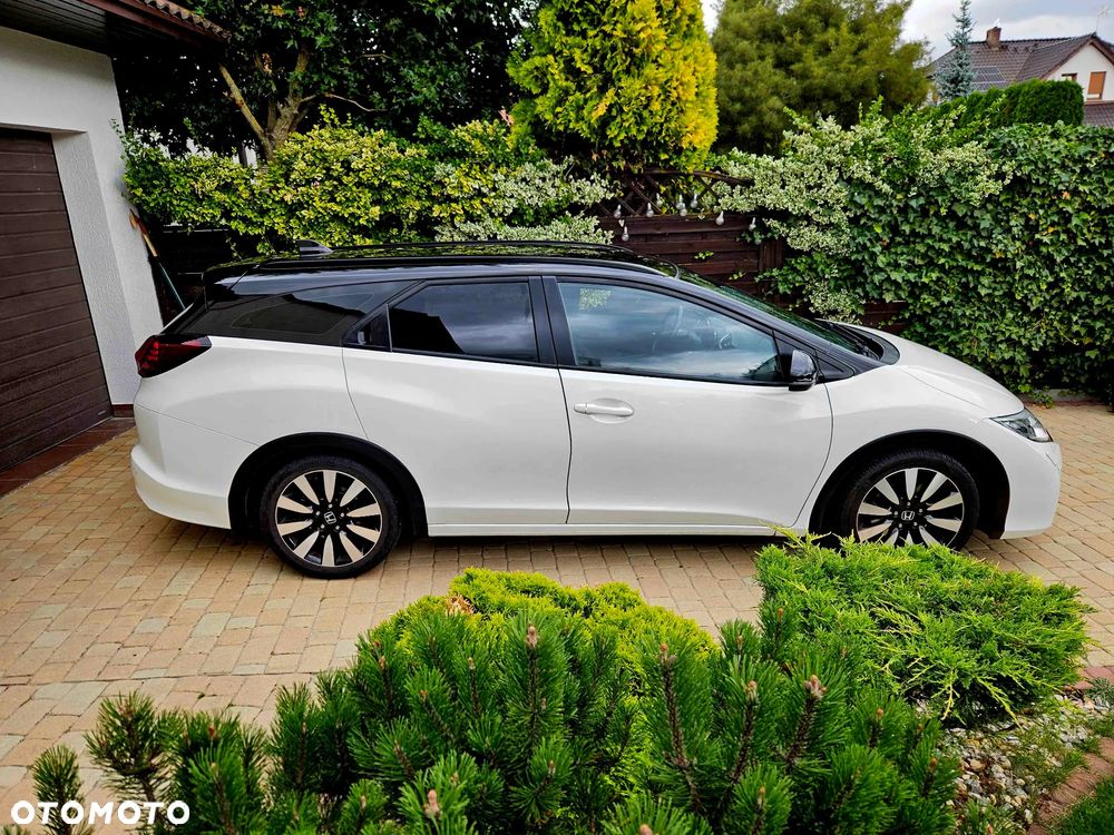 Honda Civic 1.8 Elegance (Honda Connect+) - 3