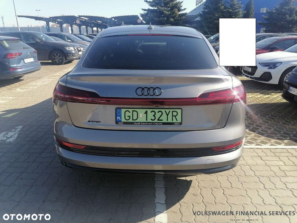 Audi e-tron - 7