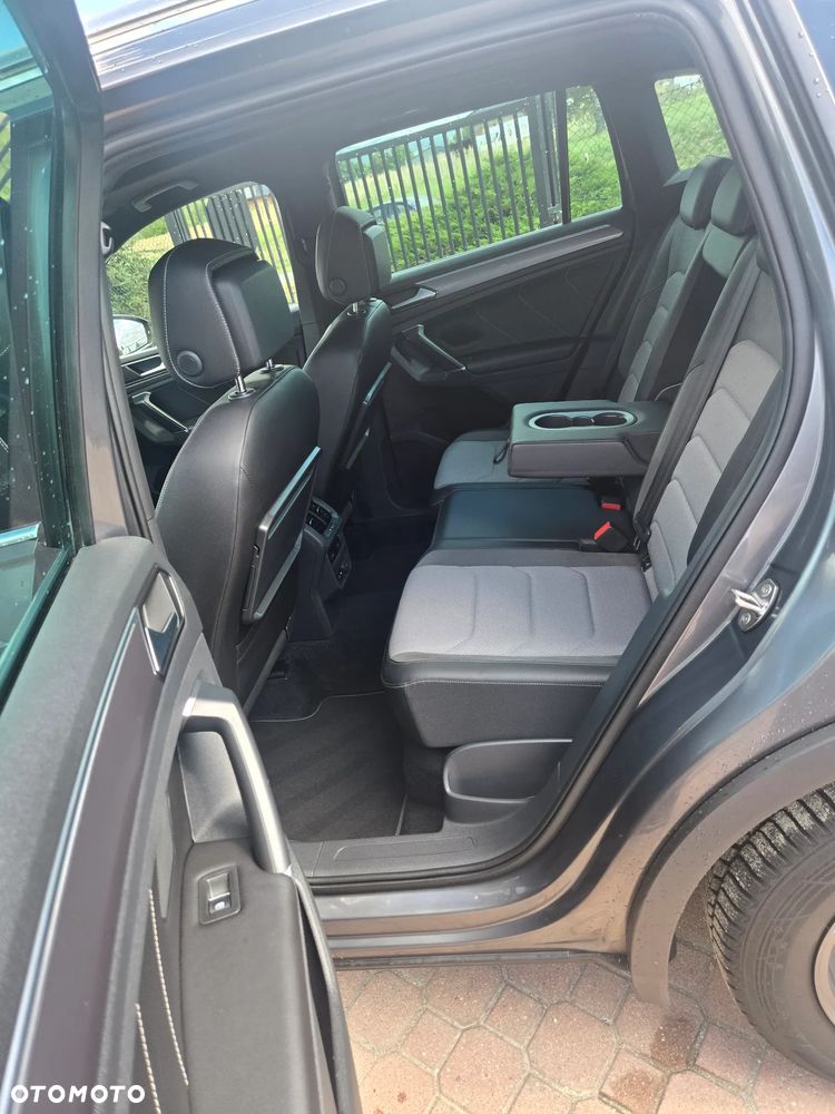 Volkswagen Tiguan 2.0 TDI SCR 4Motion (BlueMotion Techn.) DSG Highline - 24