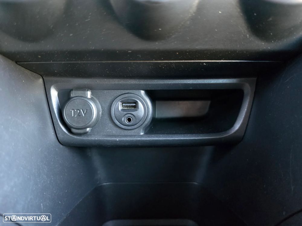 Peugeot 208 HDi 68 Access - 16