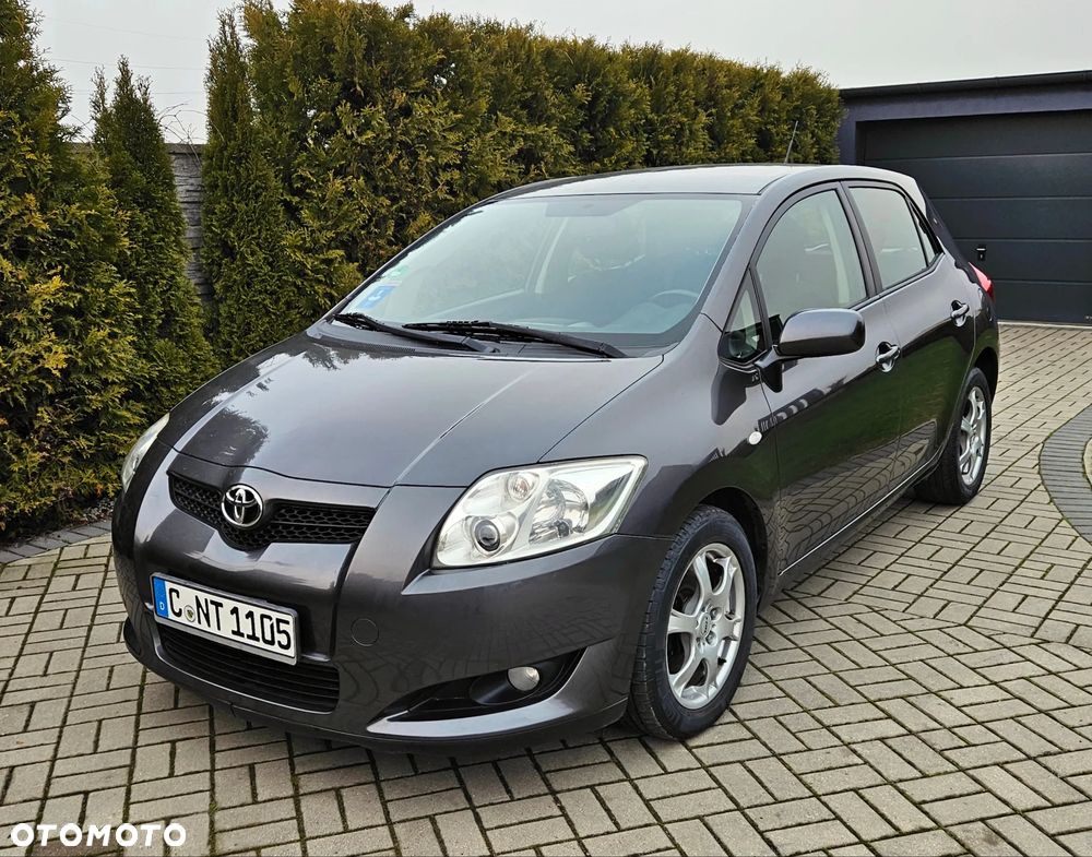 Toyota Auris 1.6 VVT-i Executive - 5