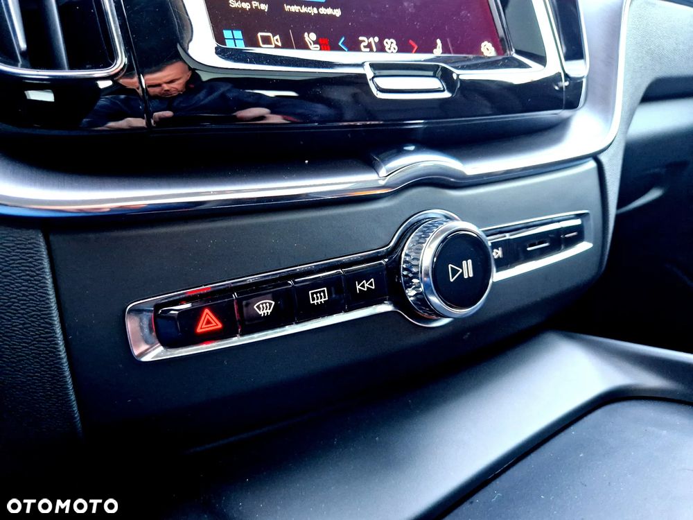 Volvo XC 60 T6 AWD Recharge Geartronic Inscription Expression - 23