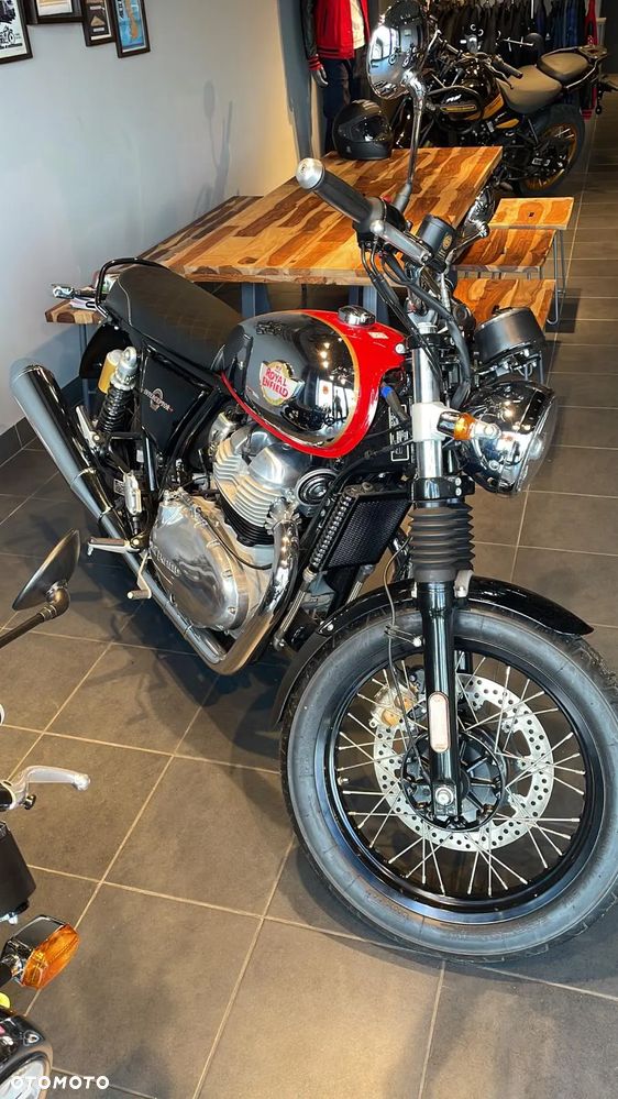 Royal Enfield Interceptor - 1