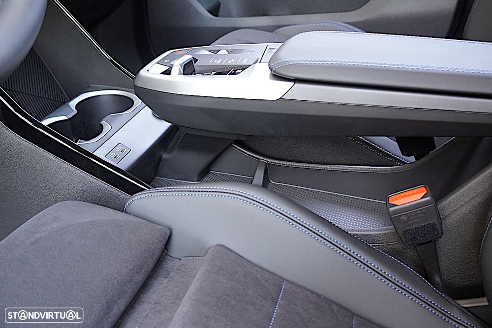 BMW X1 xDrive25e Pack Desportivo M - 31