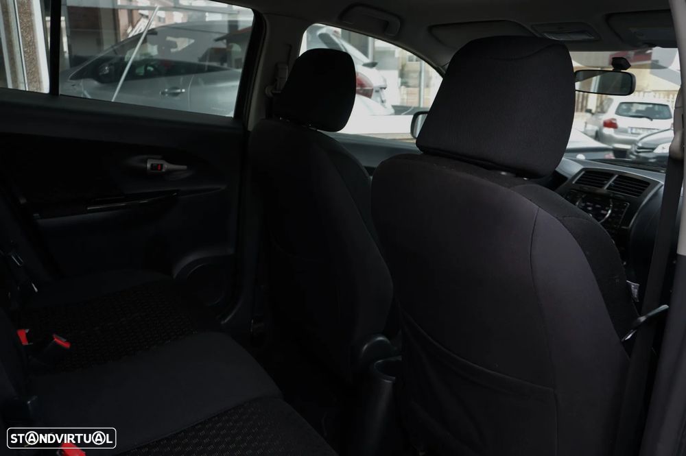 Toyota Urban Cruiser 1.4 D-4D High Pack - 18